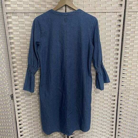 GAP Denim Dress Size M Medium Indigo Blue Lace Front 3/4 Bell Sleeve Pockets - Picture 2 of 10
